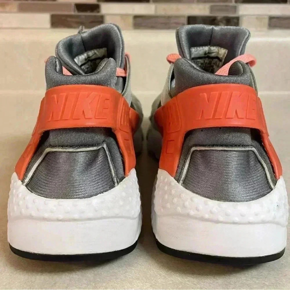 Nike Air Huarache Run Pure Platinum Lava GS Running Size 7Y - Picture 3 of 4